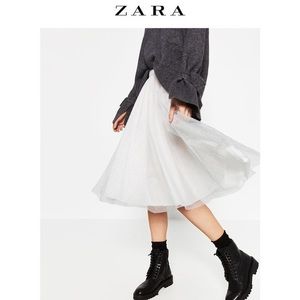Zara basic tulle skirt XS